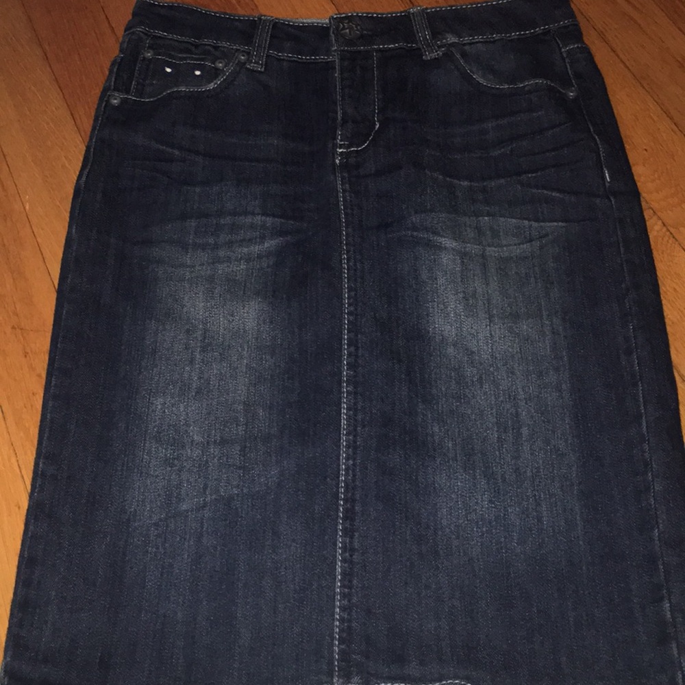 Denim knee length skirt.